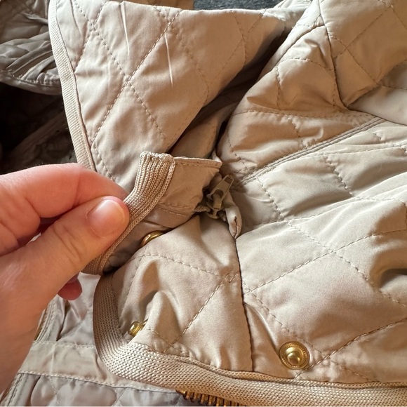 Women's Quilted Jacket - Cream/Beige - Picture 7 of 10